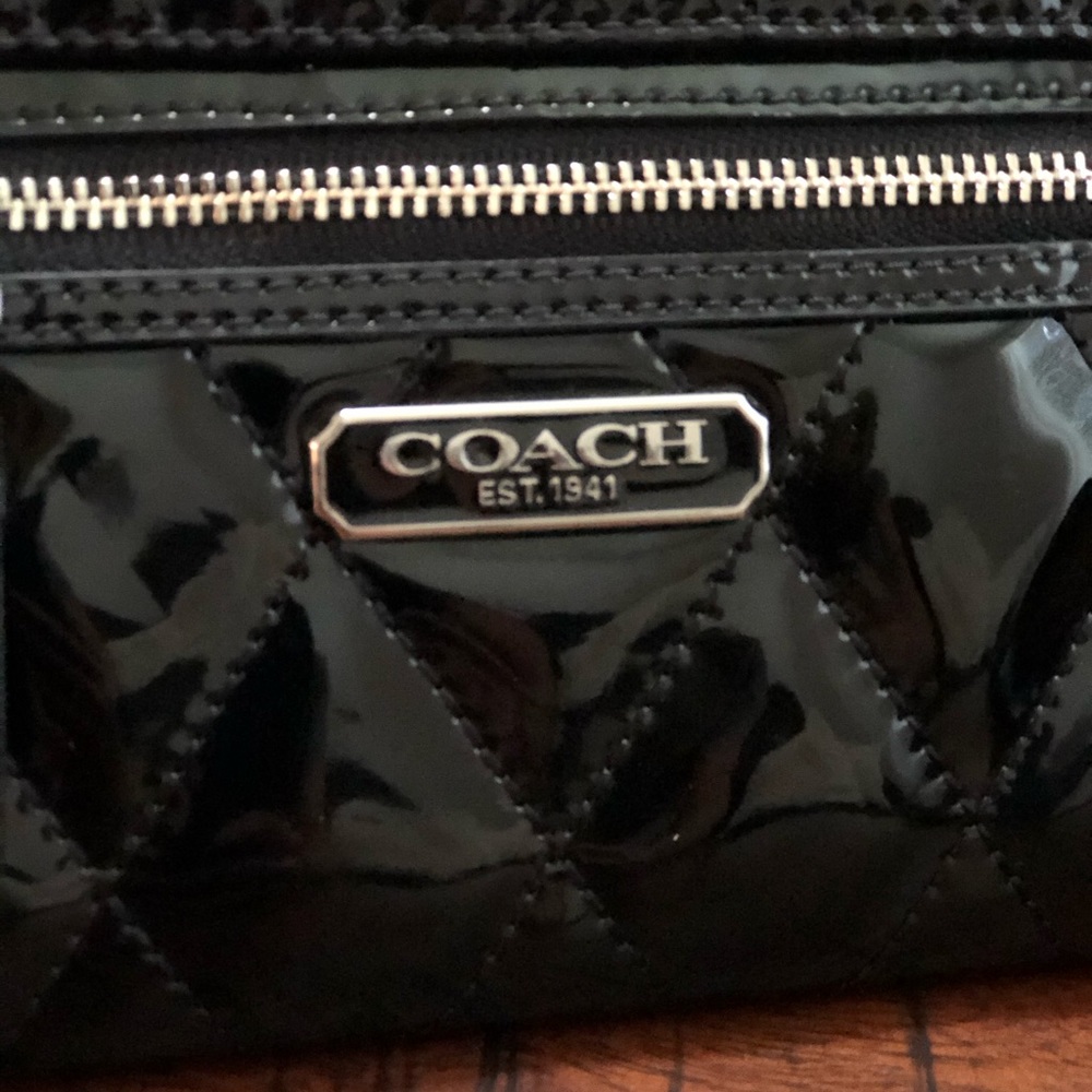 Coach Patent Leather Wristlet w/ dust cover - Picture 5 of 7